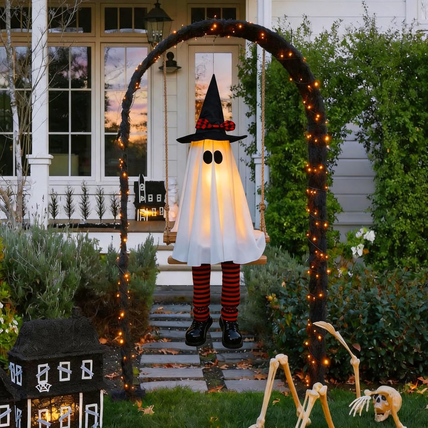 Light-Up Halloween Swing Ghost